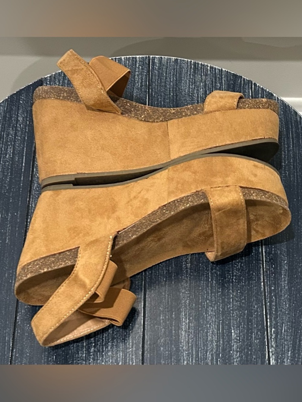 Refresh Wedges - Picture 7 of 7